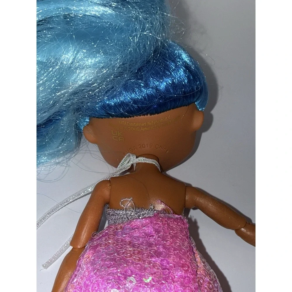 LOL Suprise OMG Queens Splash Beauty 10